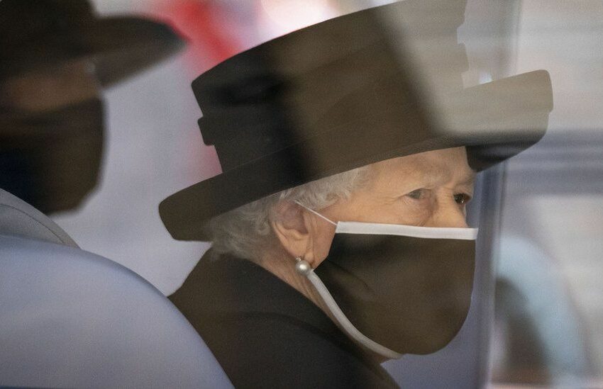  Regina Elisabeta a II-a a Marii Britanii, împlinește astăzi 95 de ani. Evenimentul din acesta an nu va fi sărbătorit public