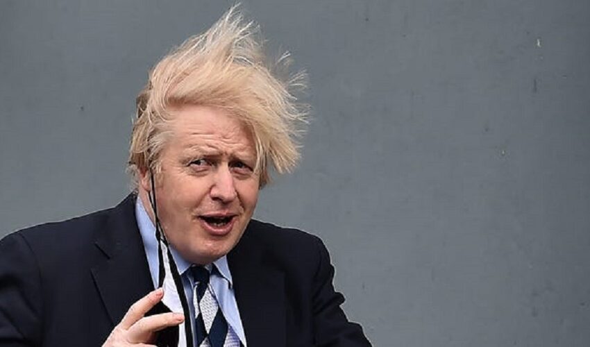  FOTO Boris Johnson s-a tuns în ziua ieşirii din lockdown a Marii Britanii