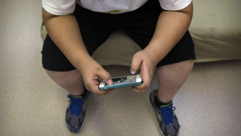  Pandemia riscă să crească obezitatea în rândul copiilor