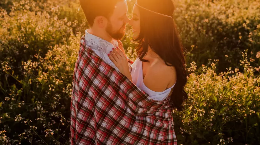  10 mituri despre cupluri și relații. Află ce funcționează și ce nu!