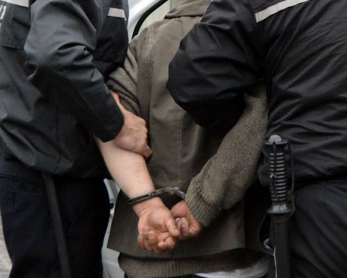  Un spaniol a fost arestat după ce a infectat 22 de persoane cu Covid-19