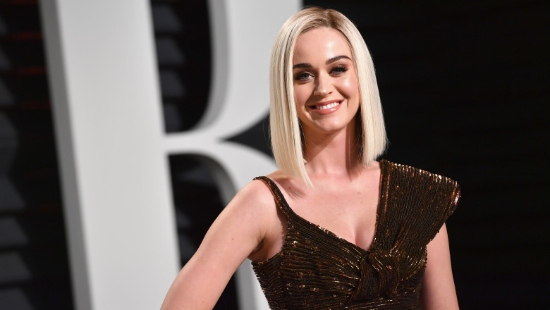  (FOTO) Apariția lui Katy Perry la Premiile CMA 2021 a făcut furori! Ținuta artistei a atras toate privirile
