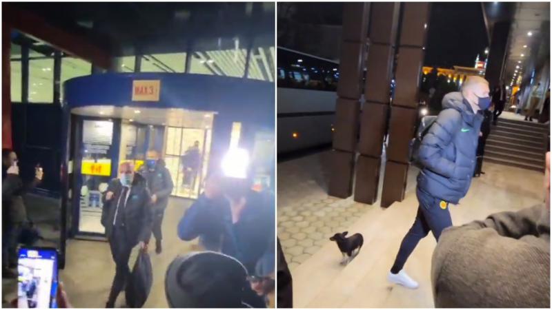  (video) Inter Milan, întâmpinată la Aeroport de susținătorii de la Chișinău, iar la intrarea în Hotel – de un cățeluș