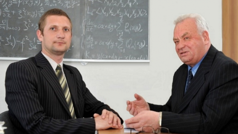  O problemă din matematică, care nu a putut fi rezolvată mai bine de un secol, a fost soluționată de doi moldoveni