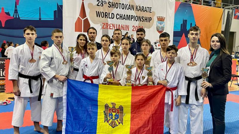  Șase medalii de aur, 2 de argint și 8 de bronz a cucerit Moldova la Campionatul Mondial de Karate Shotokan. Vezi cine sunt tinerii
