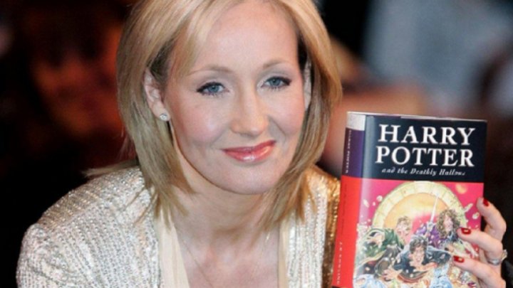  Scriitoarea J.K. Rowling, autoarea aventurilor lui Harry Potter a primit ameninţări cu moartea