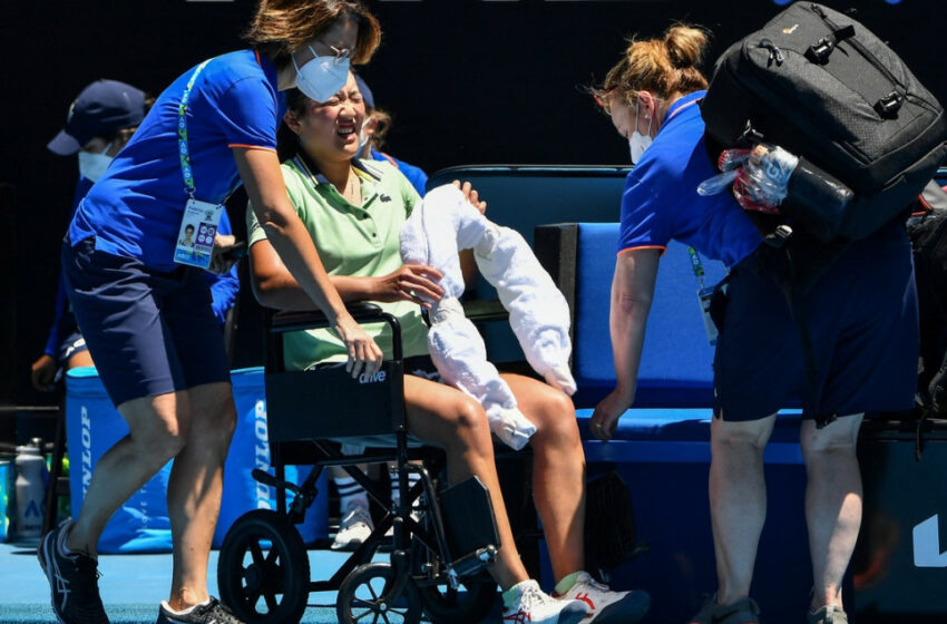  „Scene sfâșietoare la Australian Open!” O jucătoare a părăsit terenul în scaun cu rotile