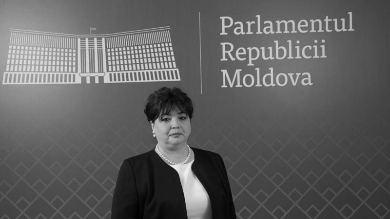 „Boala necruțătoare i-a frânt zborul”: Deputata Svetlana Căpățîna a lăsat în urma sa 3 copii