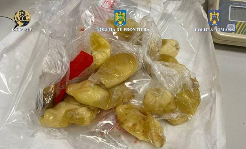  A aterizat în România, cu 1 kg de droguri în stomac: O femeie din Brazilia, reținută pe aeroportul Otopeni