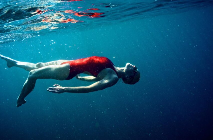  Femeia care poate coborî până la 70 de metri sub apă fără tub de oxigen: „Mi-am ținut respirația până la 18 metri”