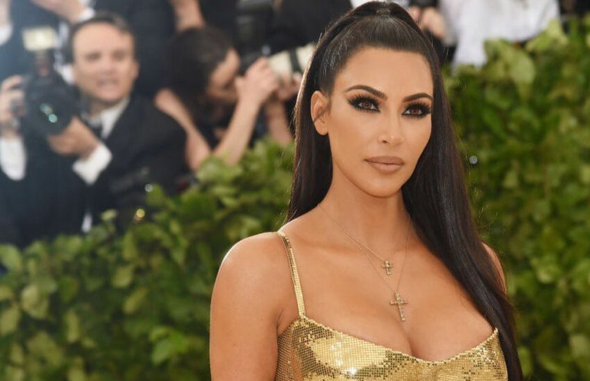  Kim Kardashian, pusă la zid! Ţinuta lui North i-a înfuriat pe fani