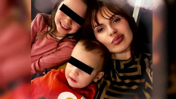  A îngrozit toată România: O mamă s-a aruncat de la etaj împreună cu cei doi copii