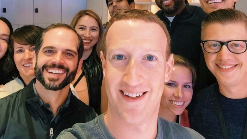  Imaginile postate de Mark Zuckerberg care îți dau fiori: „Extraterestru? Robot? Reptilian?”