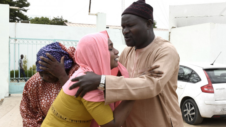 11 copii nou-născuți au murit într-un incendiu violent la o maternitate din Senegal