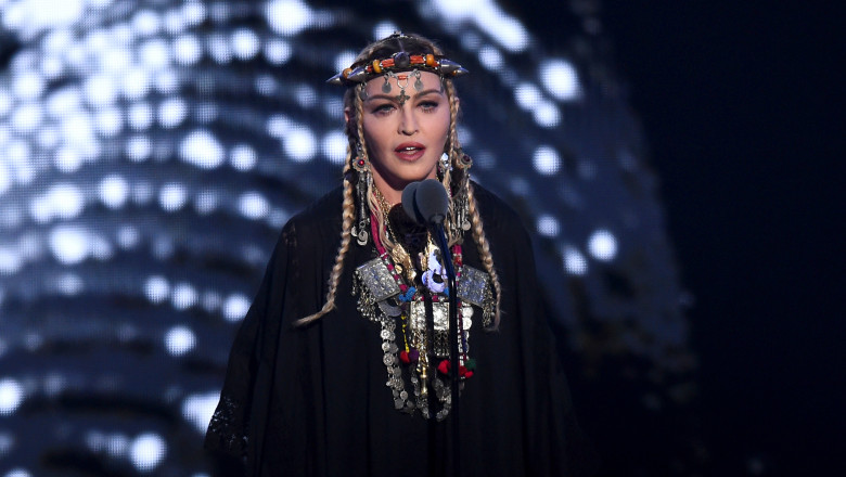  Madonna lansează două albume de compilaţii cu cele mai reprezentative succese ale sale