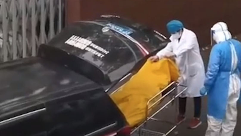  Scenă de coșmar în Shanghai: Un pacient bolnav de Covid a fost trimis viu la morgă