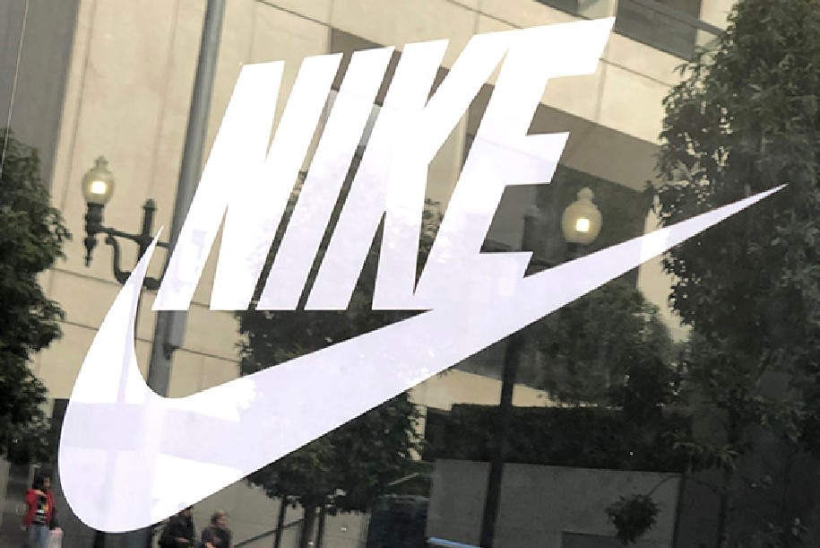 Nike anunță că părăsește Rusia