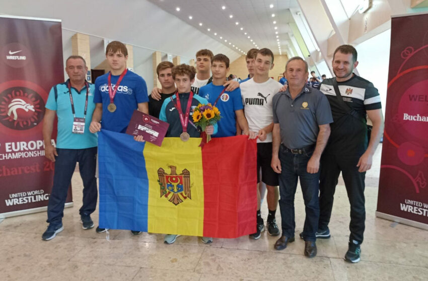  Luptătorii Alexandru Borș și Mihai Guțu au cucerit titlul european Under 17