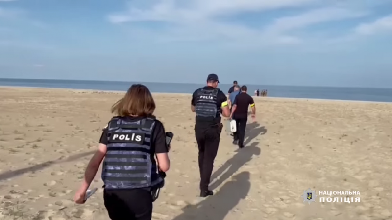  (video) Un ucrainean a fost aruncat în aer de o mină pe o plajă din Odesa. Momentul a fost filmat