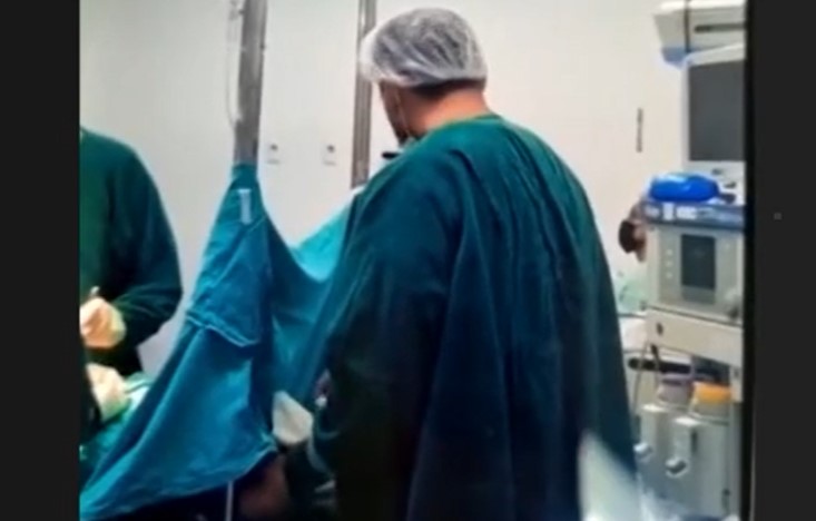  Caz șocant într-un spital din Brazilia. Un anestezist, filmat cum agresează sexual o gravidă, în timpul unei cezariene