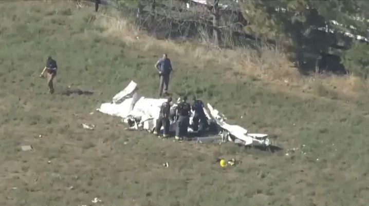  Două avioane s-au ciocnit în aer în SUA. Sunt trei morți