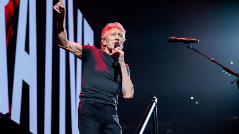  Roger Waters a fost declarat „persona non grata” în Cracovia