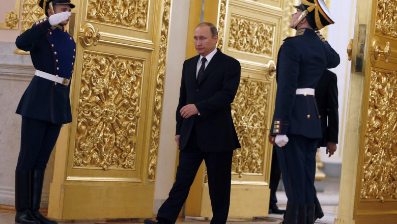  (foto) Vladimir Putin împlinește azi 70 de ani. Șapte momente-cheie care i-au marcat existența, în viziunea profesorului Mark Galeotti