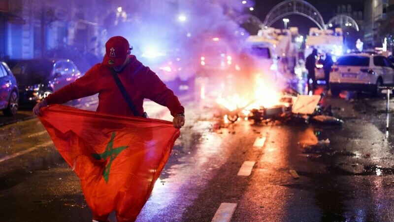  (video) Confruntări cu poliția la Bruxelles, după ce Belgia a pierdut cu Maroc la Campionatul Mondial