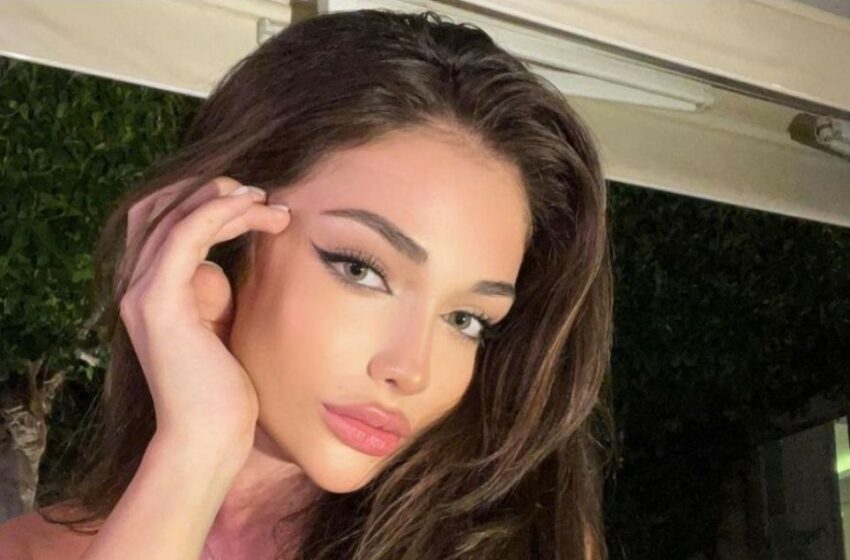  (foto) Andreea Bostănică, ironizată de urmăritorii TikTok: „Ai tupeu sa te postezi fără edit?”
