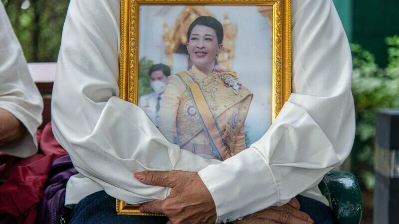  Prințesa Thailandei este în continuare inconştientă, la mai bine de trei săptămâni de când a leşinat