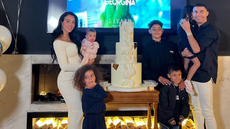  (foto) Georgina Rodriguez a împlinit 29 de ani. Cum a sărbătorit partenera lui Cristiano Ronaldo