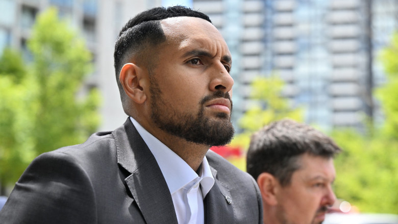  Nick Kyrgios a recunoscut că și-a agresat fizic fosta iubită
