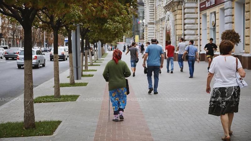  Sondaj: Moldovenii tot mai disperați. Aproape jumătate așteaptă un an mai rău, iar marea majoritate crede că Moldova a devenit un stat mult mai slab