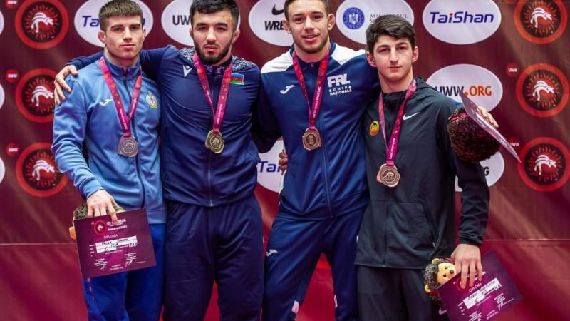  Luptătorul Vasile Diacon a cucerit argintul la Campionatul European de Lupte Libere