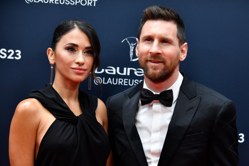  (foto) Leo Messi, premiat la gala Laureus. Cum a apărut argentinianul alături de Antonela Roccuzzo