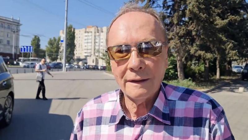  (video) Interpretul Ian Raiburg, amendat după ce a parcat neregulamentar: Urât tot ce se face. Nu contează cine ești și ce ai făcut în țara asta