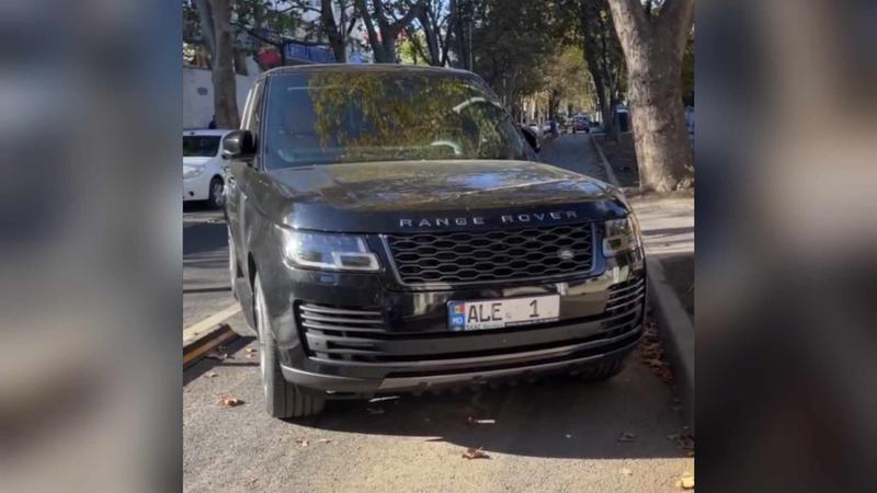  (FOTO) No comment: Cu Range Rover-ul pe banda specială de pe str. 31 August