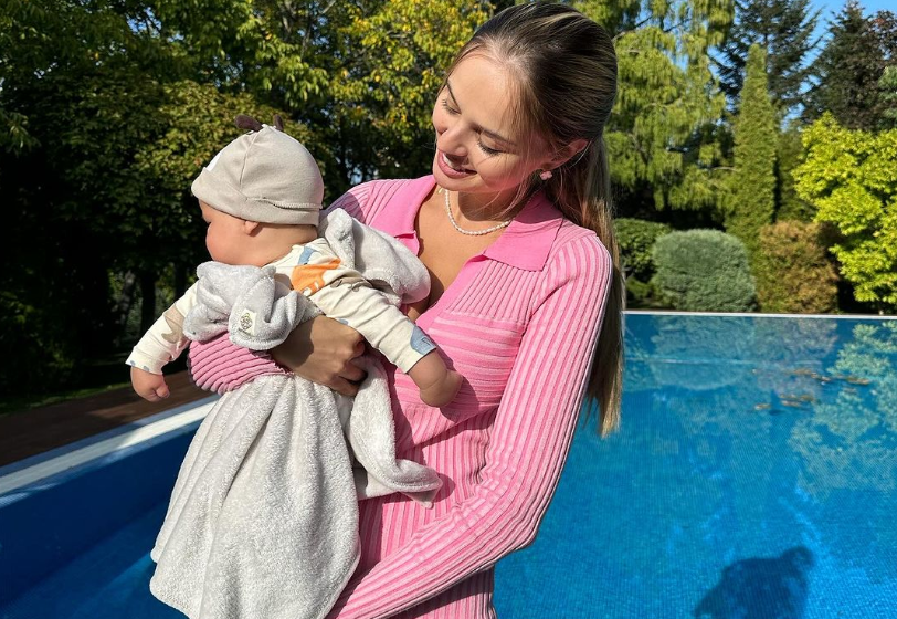  (FOTO/VIDEO) Cum crește Alistar Stati: Ce imagini a postat Anastastia Fotachi cu fiul său