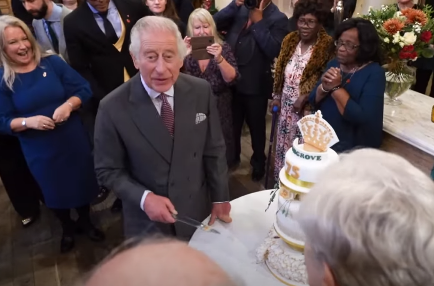  (FOTO) Regele Charles al III-lea al Marii Britanii a împlinit 75 de ani. A primit un tort cu trei etaje