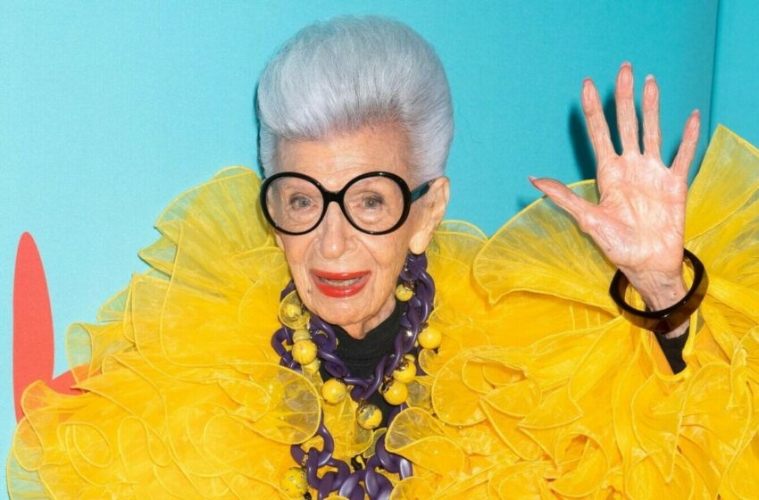  Iris Apfel, un simbol al universului modei, a murit la vârsta de 102 ani