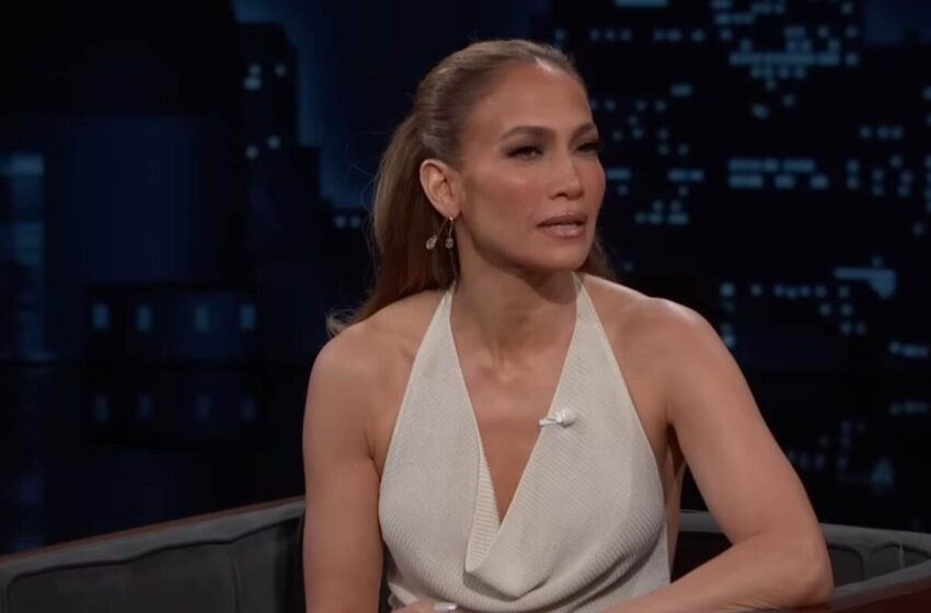  Jennifer Lopez a avut o replică tăioasă pentru un reporter. Ce a enervat-o pe artistă și care a fost întrebarea jurnalistului: „Știi mai bine”