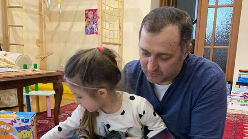  (FOTO) Fiica mai mică a lui Vlad Filat, omagiată astăzi: Ce fotografii a postat fostul premier cu Ekaterina