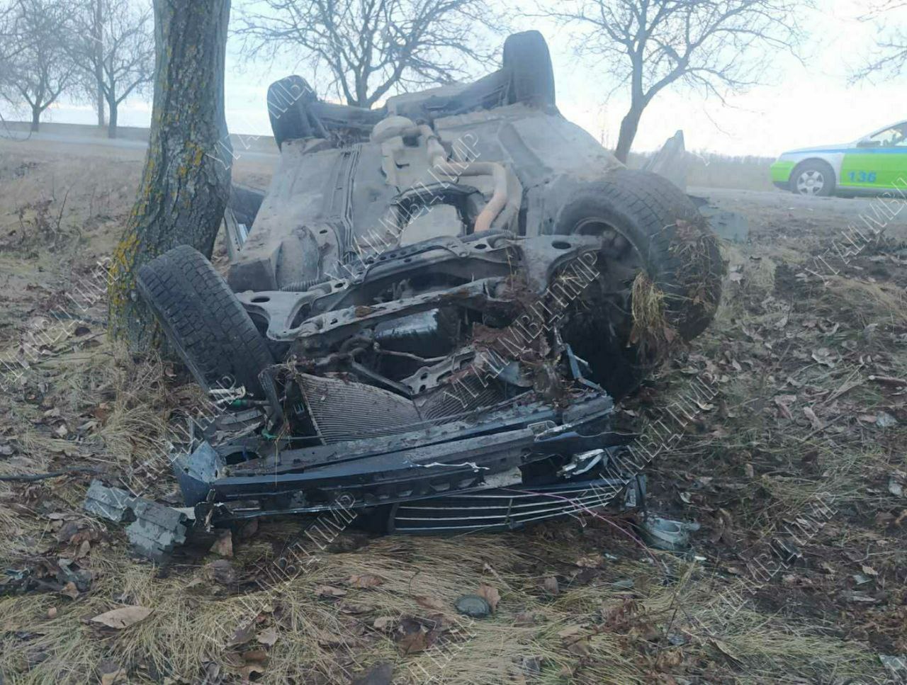 Accident la Grigoriopol. O mașină, răsturnată, iar alte două persoane, la spital 5 a058eb1401a3dffc700e66aeed0ad158c3e0e6a869d6d88bbdb1bd7881ed7f27