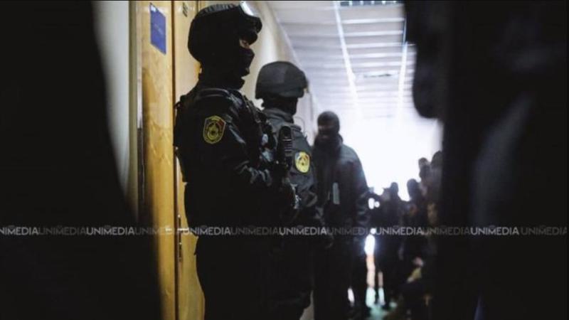 Ultima oră! IGP confirmă: IP Botanica, luat pe sus, aseară, cu percheziții într-un dosar de corupție. Surse: Polițiști, acuzați de protecție a traficului de droguri