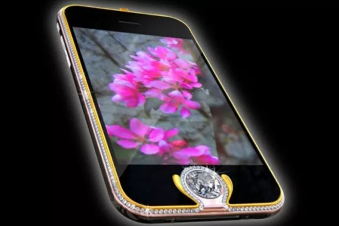 (foto) Topul Celor Mai Scumpe Telefoane Din Lume: IPhone De 48,5 ...