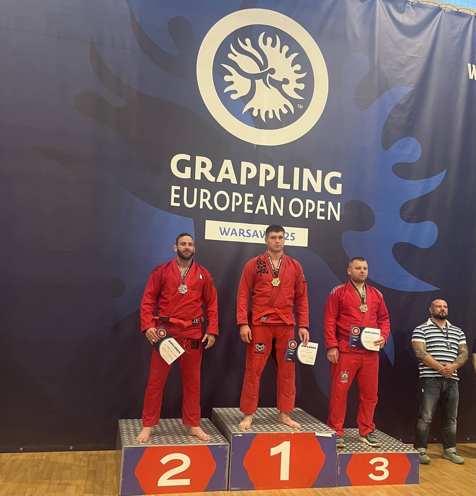 61469f67cfef00caa370d4fc0b390dc59fceedde4ad82ef993722d5a93a7b7d8