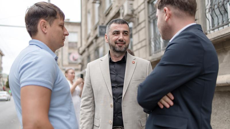 57700b70 2eff 4011 82e9 6a58517728bb