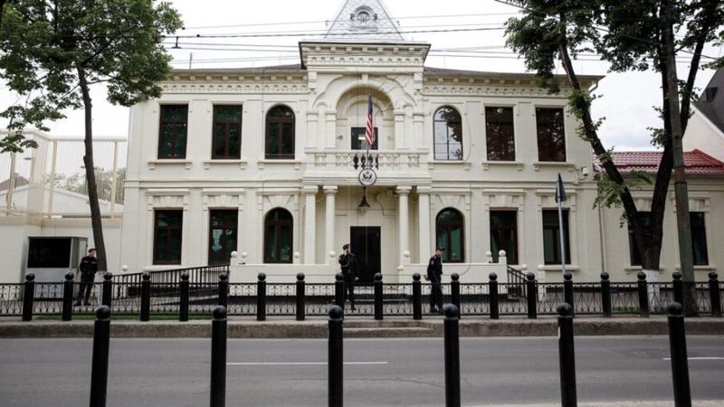 Planifici astăzi o vizită la Ambasada SUA? Misiunea diplomatică nu va activa: Care este motivul