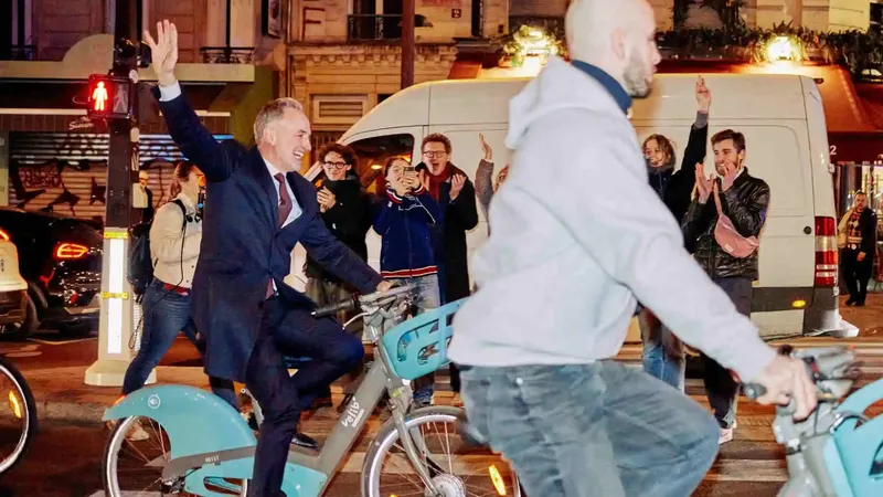 Câștigătorii alegerilor din Franța: Extrema dreaptă își află limitele, stânga se impune în marile orașe, iar Macron pierde din nou