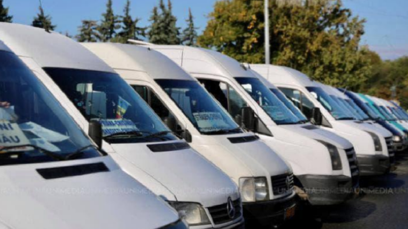 (video) Transportatorii cer dublarea tarifului pentru călătorii. Oleg Alexa: Fie adoptăm decizia, fie Bolea va merge cu Skoda în sate și va aduce oamenii